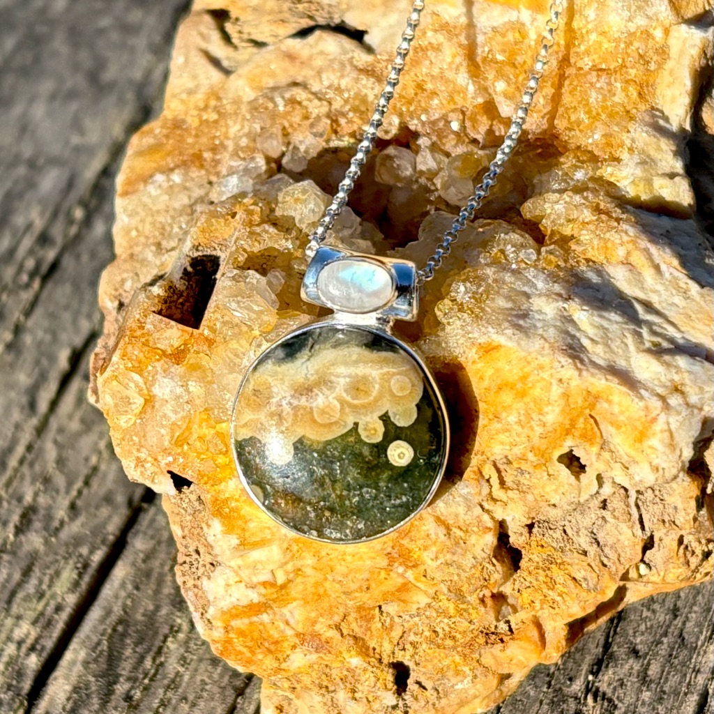New Ocean Jasper Moonstone Necklace 75$